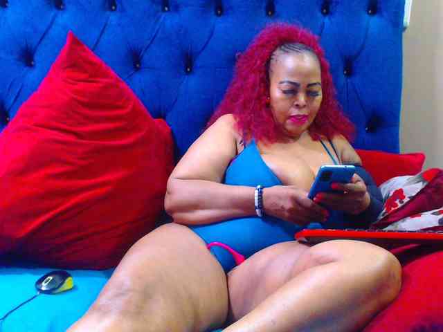 Ebonycandy10 webcam