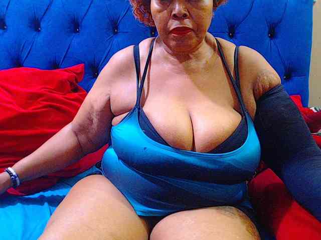 Ebonycandy10 webcam
