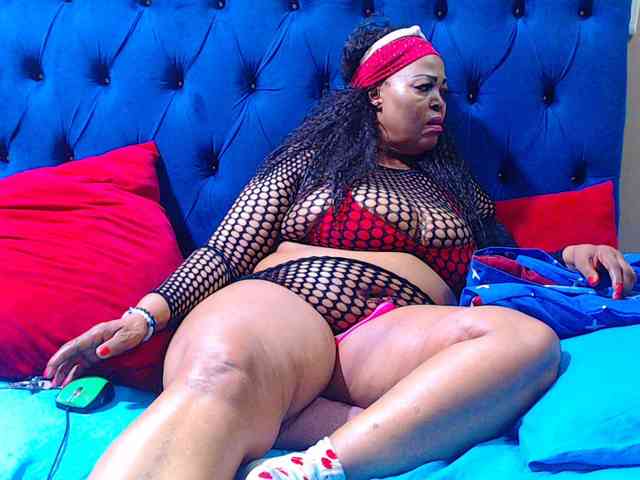 Ebonycandy10