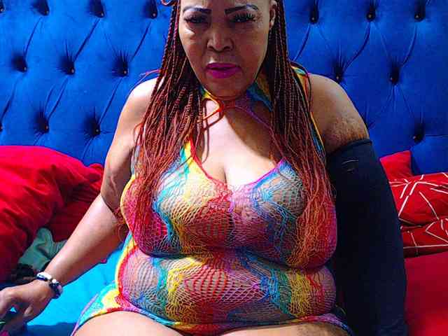 Ebonycandy10 webcam
