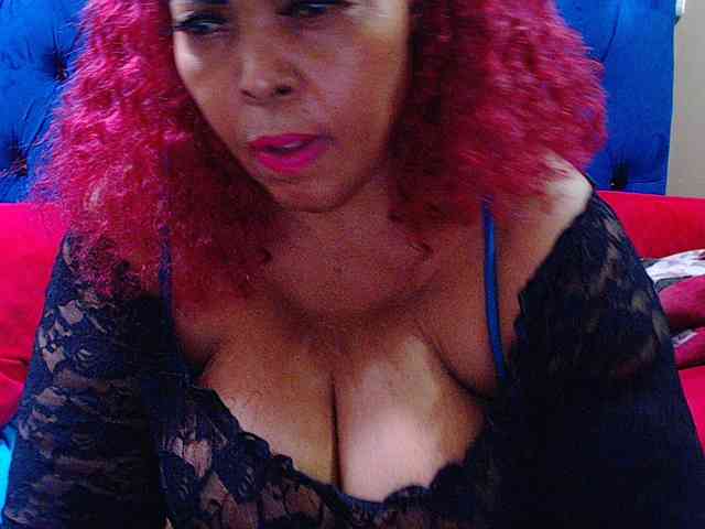 Ebonycandy10 webcam