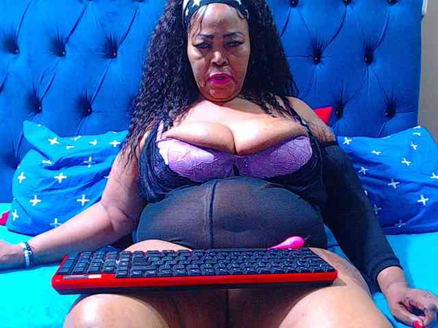 Modèle: Ebonycandy10
