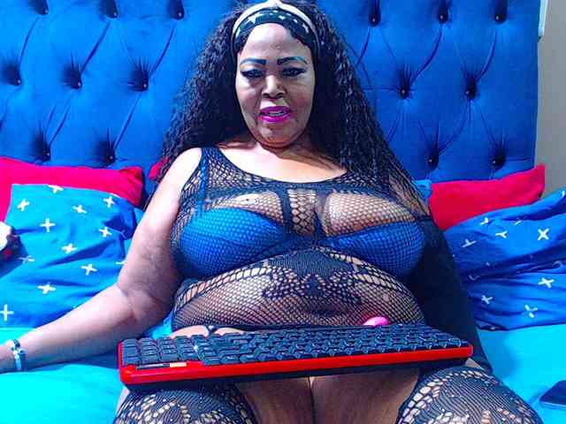 Ebonycandy10
