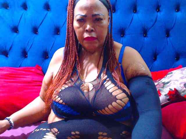 Ebonycandy10 webcam
