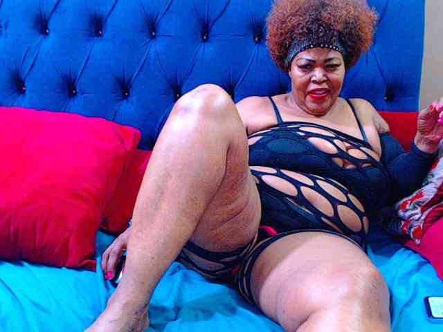 Ebonycandy10 webcam