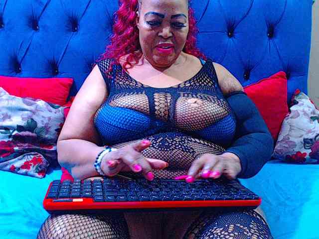Ebonycandy10