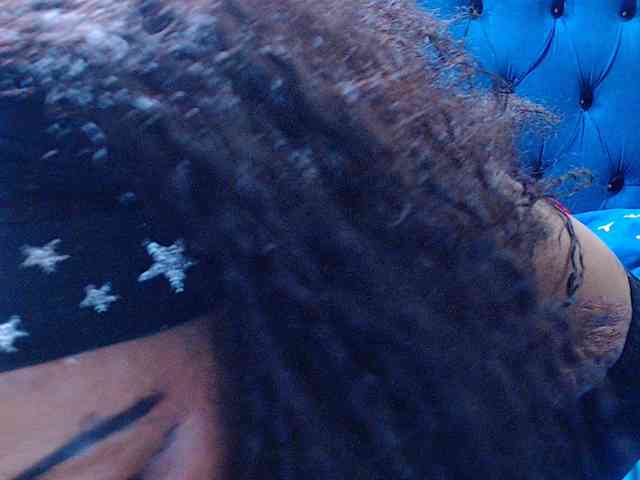 Ebonycandy10 webcam