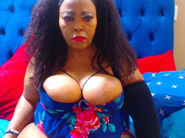 Ebonycandy10 webcam