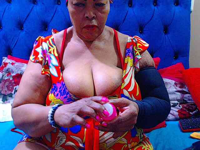Ebonycandy10