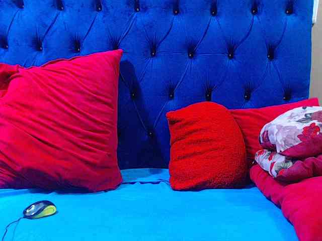Ebonycandy10 webcam