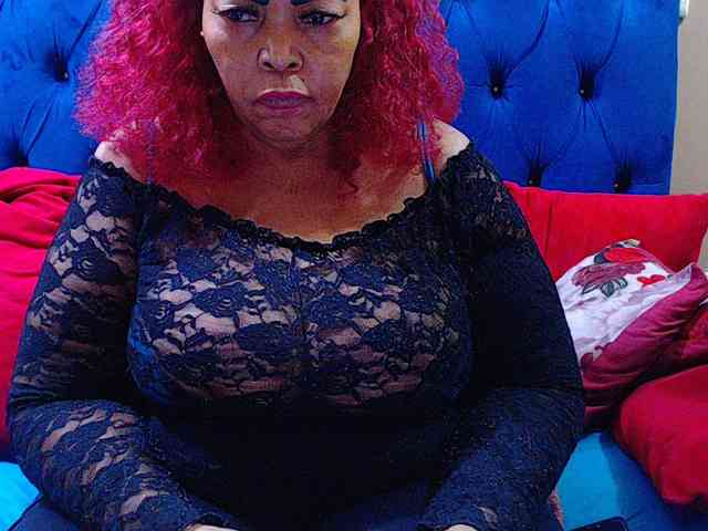 Ebonycandy10 webcam