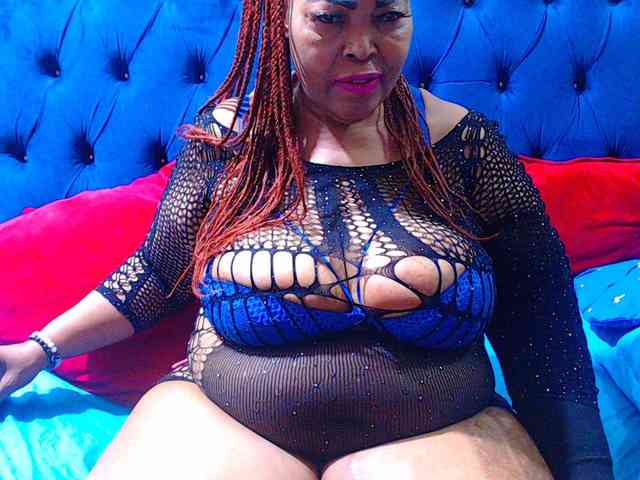 Ebonycandy10 webcam