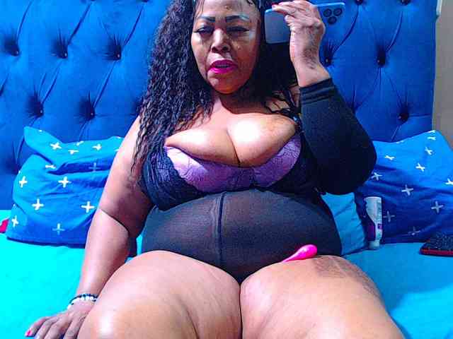 Ebonycandy10