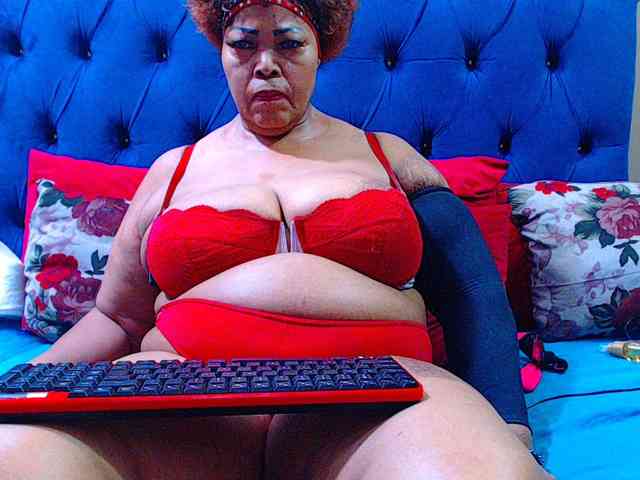 Ebonycandy10