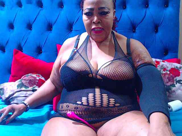 Ebonycandy10