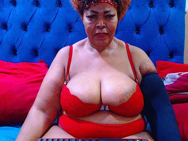 Ebonycandy10