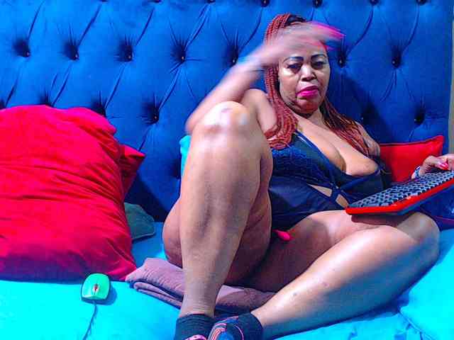 Ebonycandy10 webcam