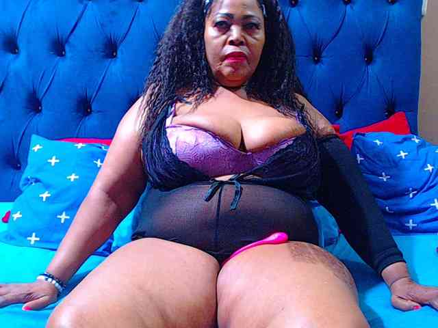 Ebonycandy10 webcam