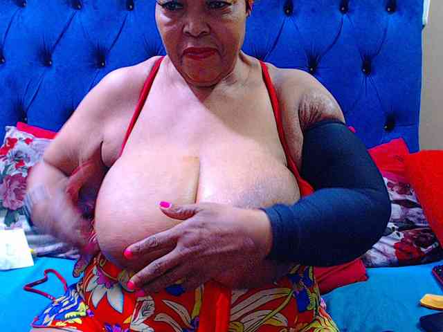 Ebonycandy10 webcam