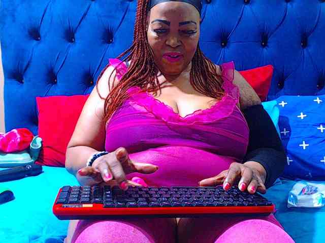Ebonycandy10 webcam