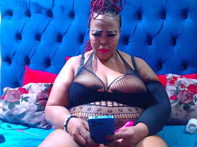 Ebonycandy10 webcam