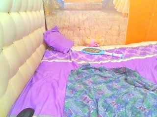 HOTLILLIE's Live Webcam