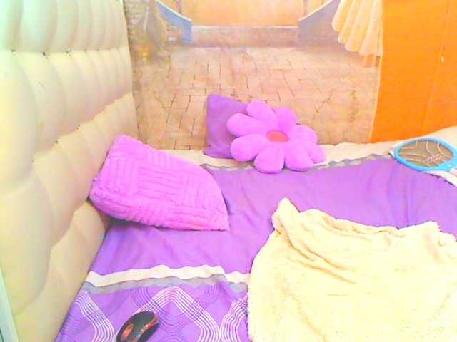 HOTLILLIE live cam