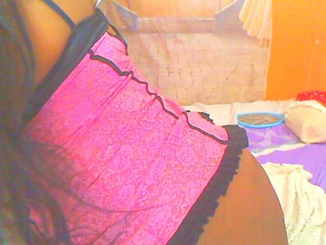 HOTLILLIE live cam on BongaCams