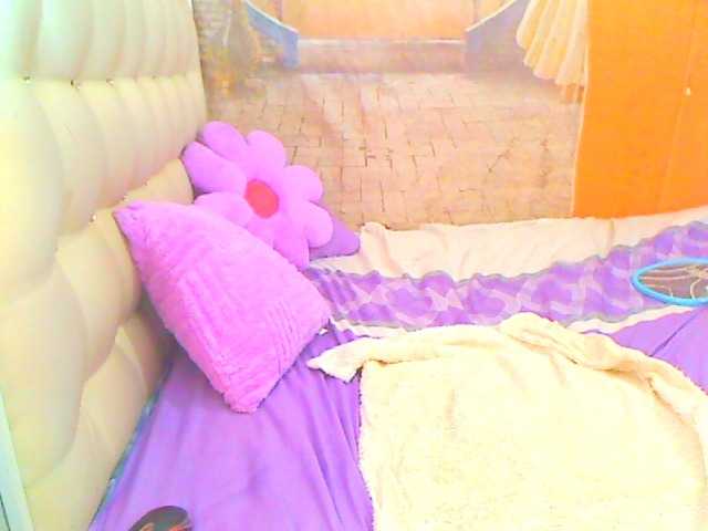 HOTLILLIE live cam on BongaCams