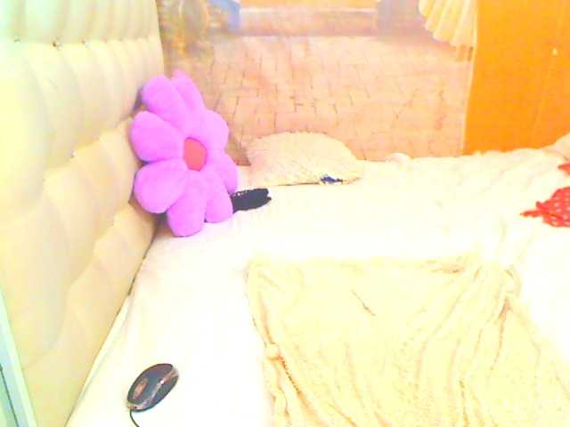 HOTLILLIE live cam on BongaCams