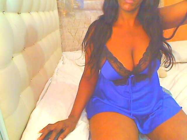 HOTLILLIE live cam