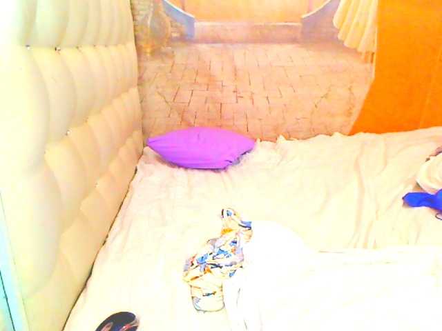 HOTLILLIE live cam on BongaCams