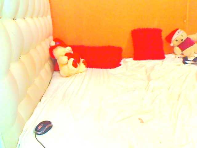 HOTLILLIE live cam on BongaCams