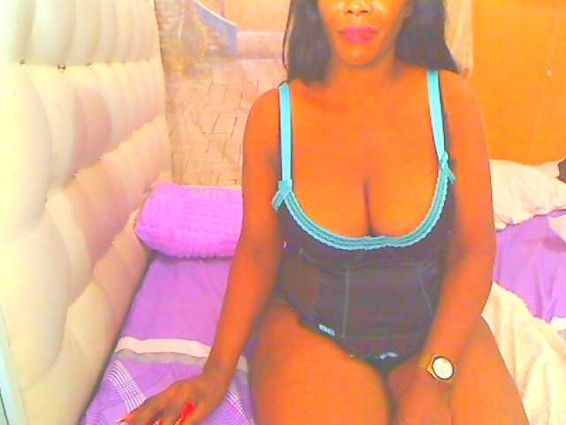 HOTLILLIE live webcam show