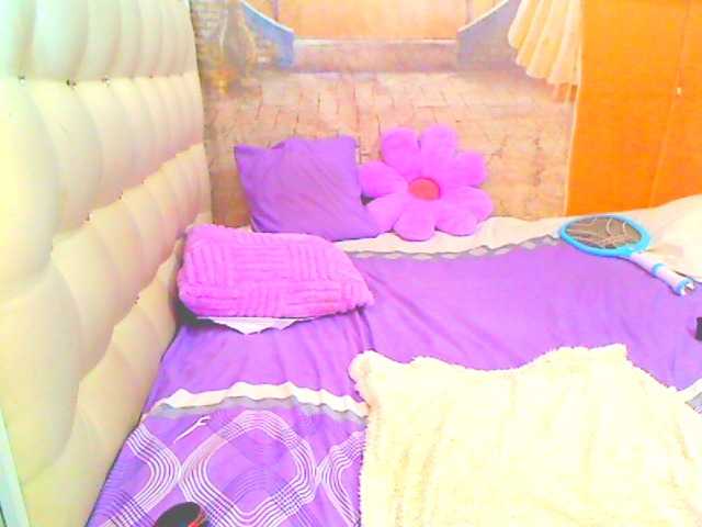 HOTLILLIE live webcam show