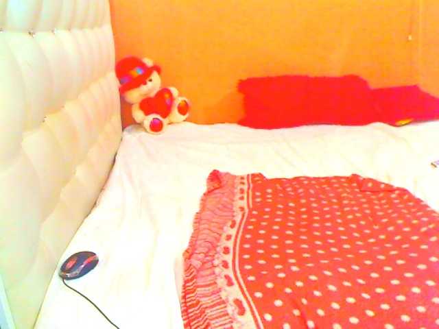 HOTLILLIE live cam on BongaCams