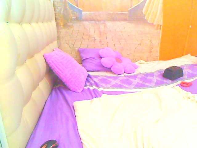 HOTLILLIE live cam on BongaCams