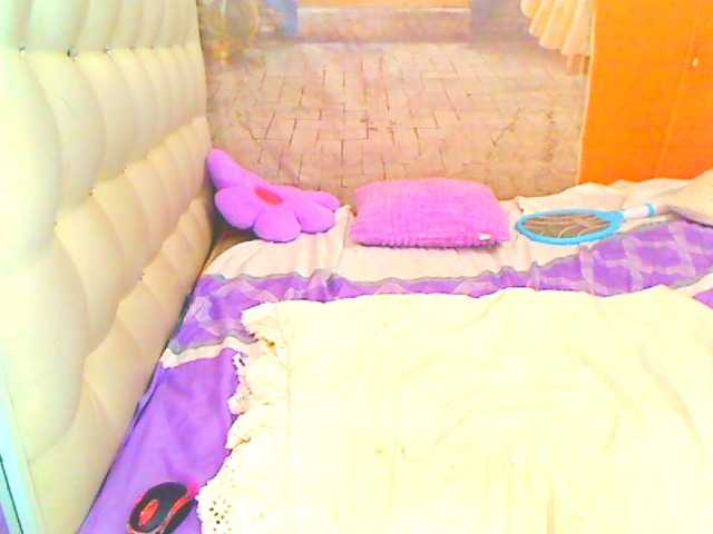 HOTLILLIE live cam on BongaCams