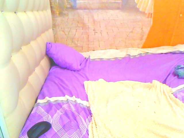 HOTLILLIE live cam on BongaCams