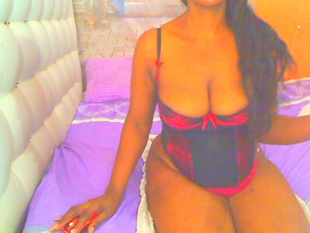 HOTLILLIE live cam