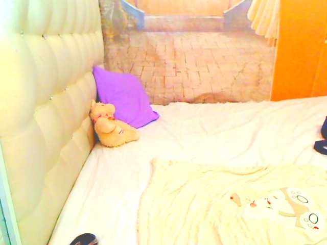 HOTLILLIE live