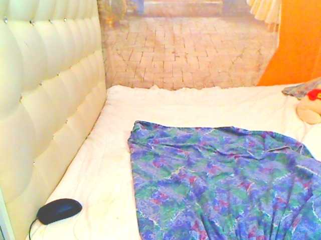 HOTLILLIE live cam on BongaCams