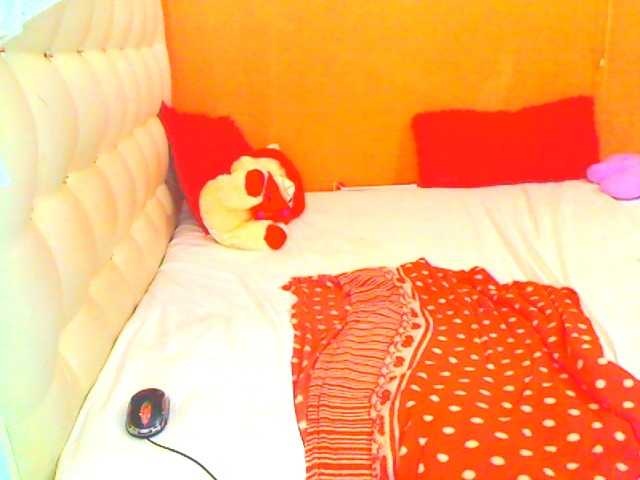HOTLILLIE live cam on BongaCams