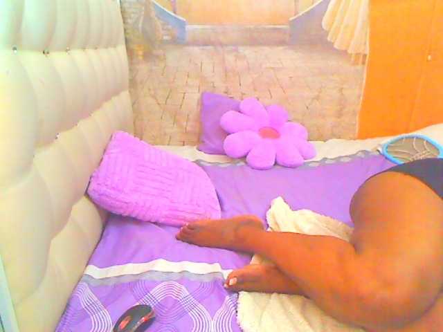 HOTLILLIE live cam
