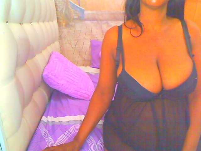 HOTLILLIE live webcam show