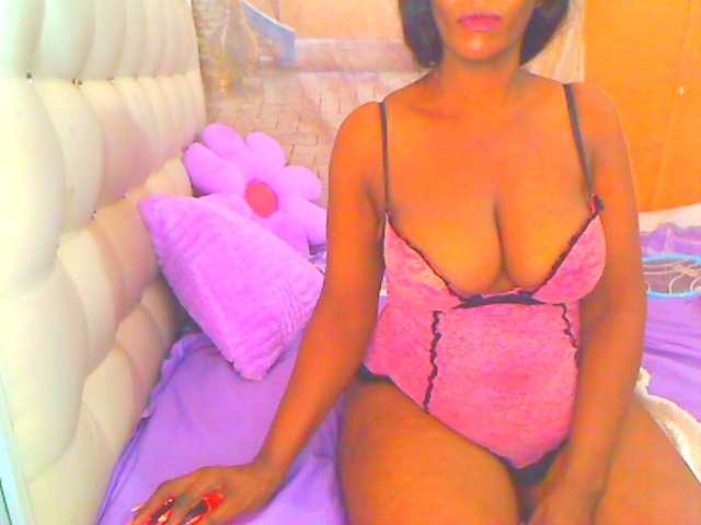 HOTLILLIE live webcam show