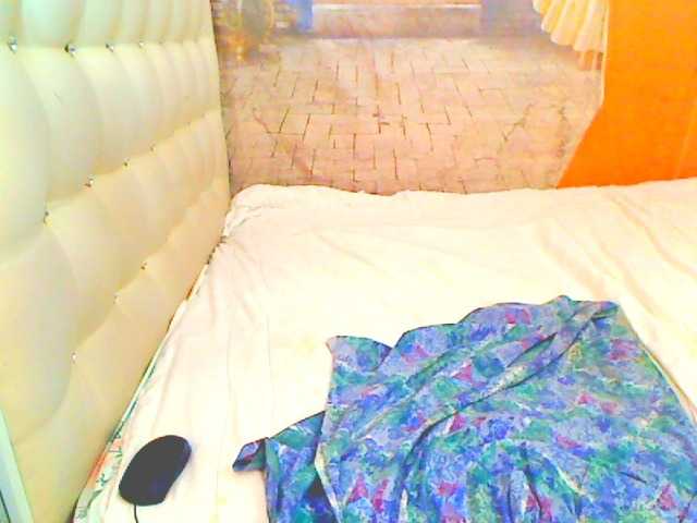 HOTLILLIE live cam on BongaCams