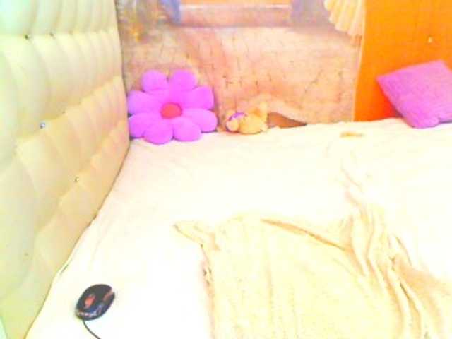HOTLILLIE — live female cam