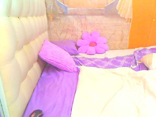 HOTLILLIE live cam on BongaCams