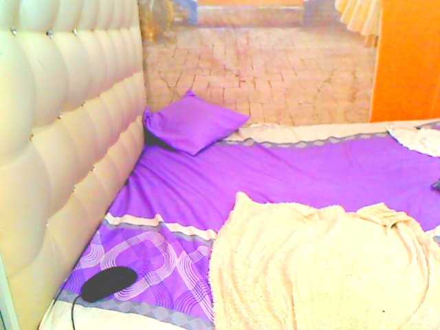 HOTLILLIE webcam